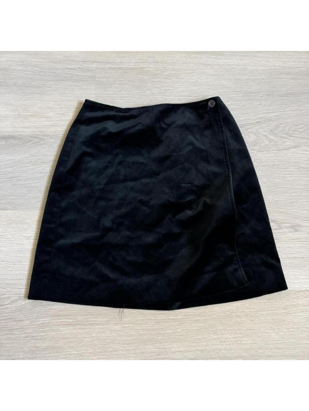 ੈ✩‧₊˚90s vintage black velvet wrap mini skirt